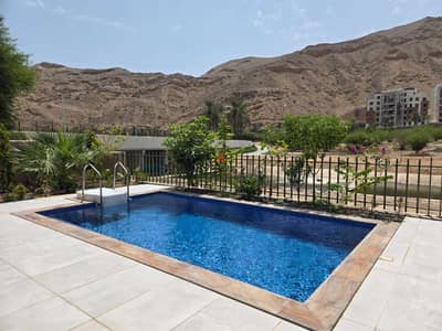 SMBV9088-Fully Furnished three bedroom twin villa  at Muscat Bay