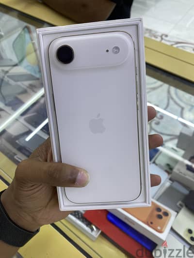 Apple - iPhone 17 Air