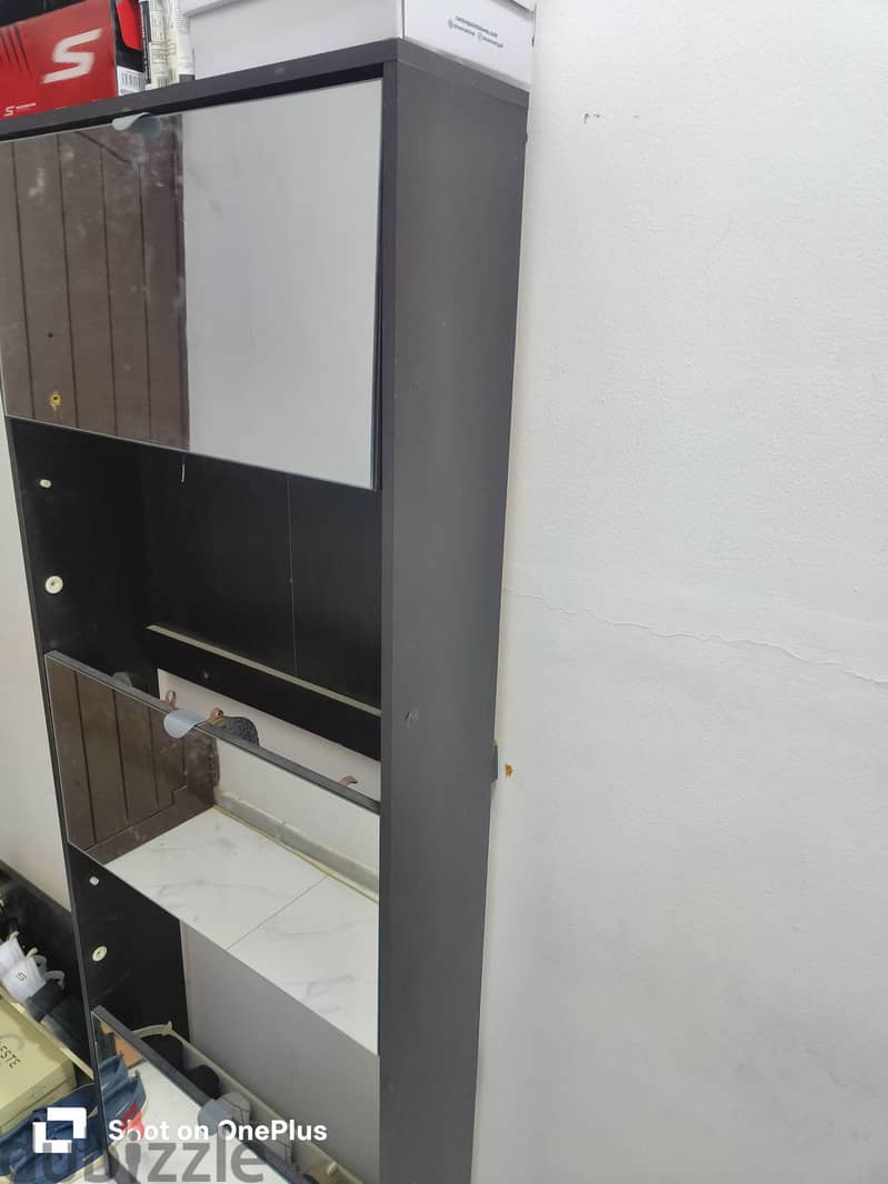 shoe rack mirror type with 3 racks 2