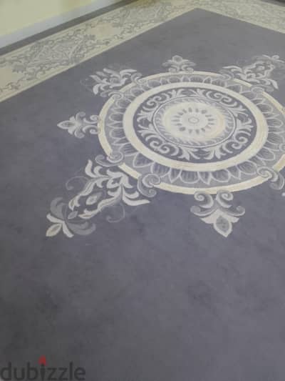 سجادة نظيفة جدا 4×5Large clean rug, size 5x4