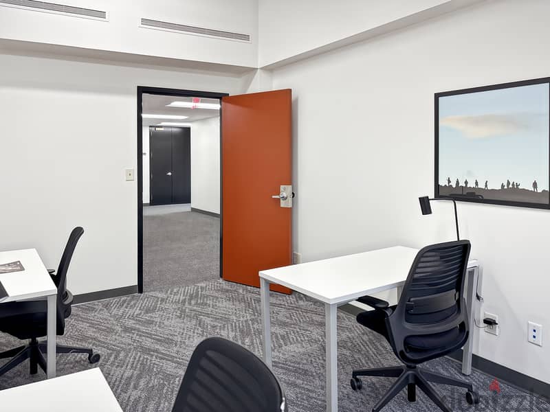 Private office space for 4 persons in Muscat, Pearl Square 8