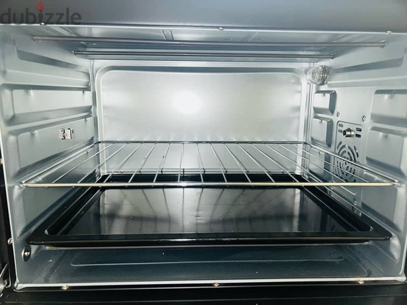 for sale  new box  oven 2
