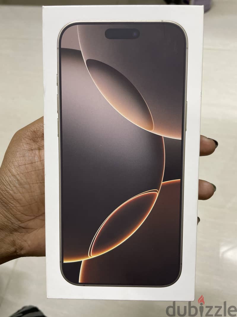 Apple - iPhone 16 Pro Max 3