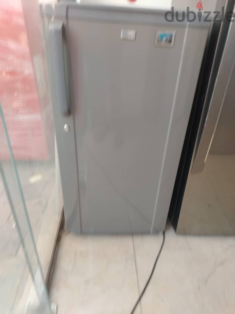 Small&Medium and big size fridge&Freezers available 2