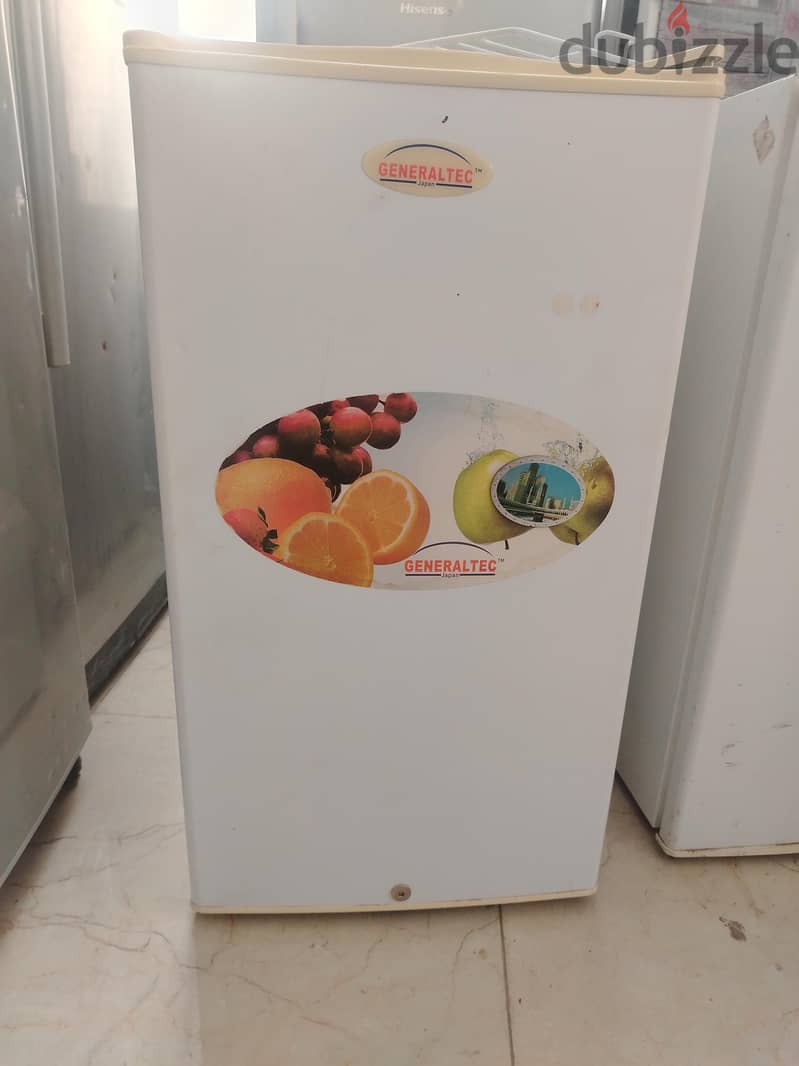 Small&Medium and big size fridge&Freezers available 15