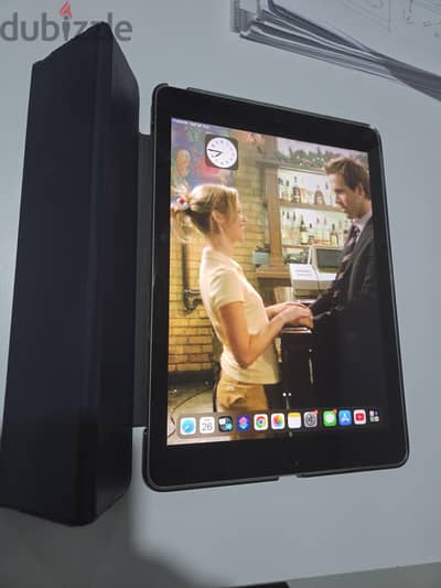 Apple - iPad 6th generation with folding case
