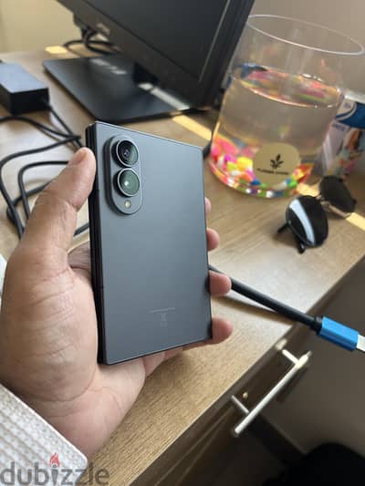 Samsung Galaxy Fold 8 Two Weeks Used for 530 OMR