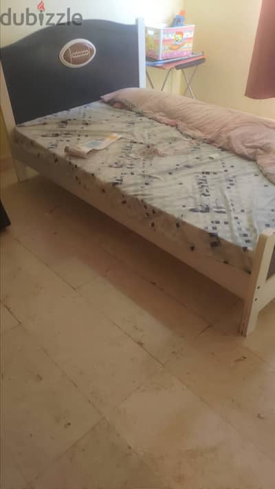 120 * 190 cot + Mattress free.
