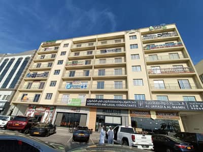 شقه للايجار الموالح الشماليه شارع الموج/Apartment for rent in Al Mawaleh North, Al Mouj Street