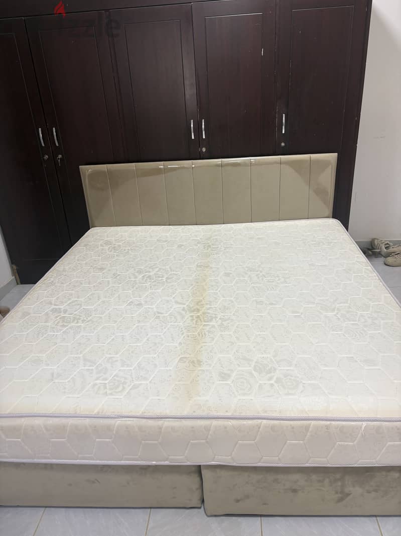 King Size Bed 1
