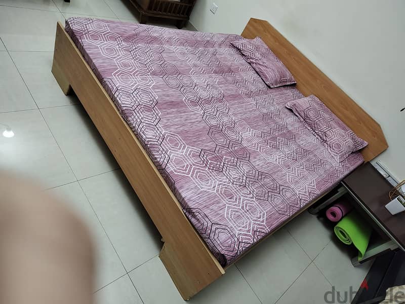 King Size Bed With Mattress- 28, Negotiable 2