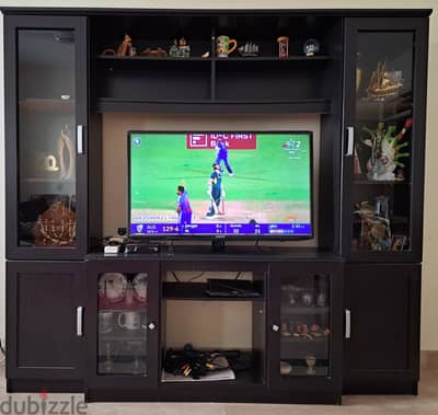 TV Cabinet in Excellent condition