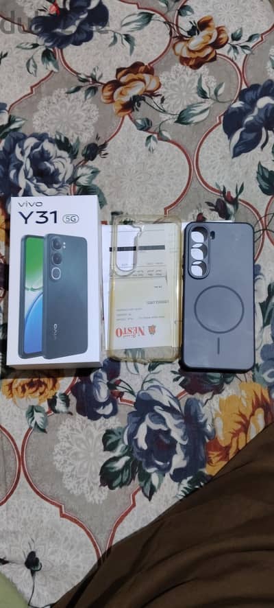 vivo y31 5g 8+8.256  4 months used exchang avaleble