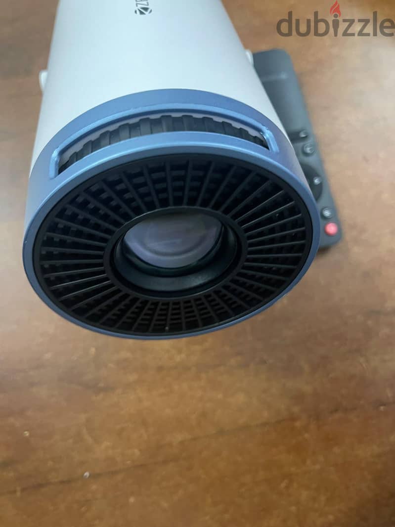 projector 2