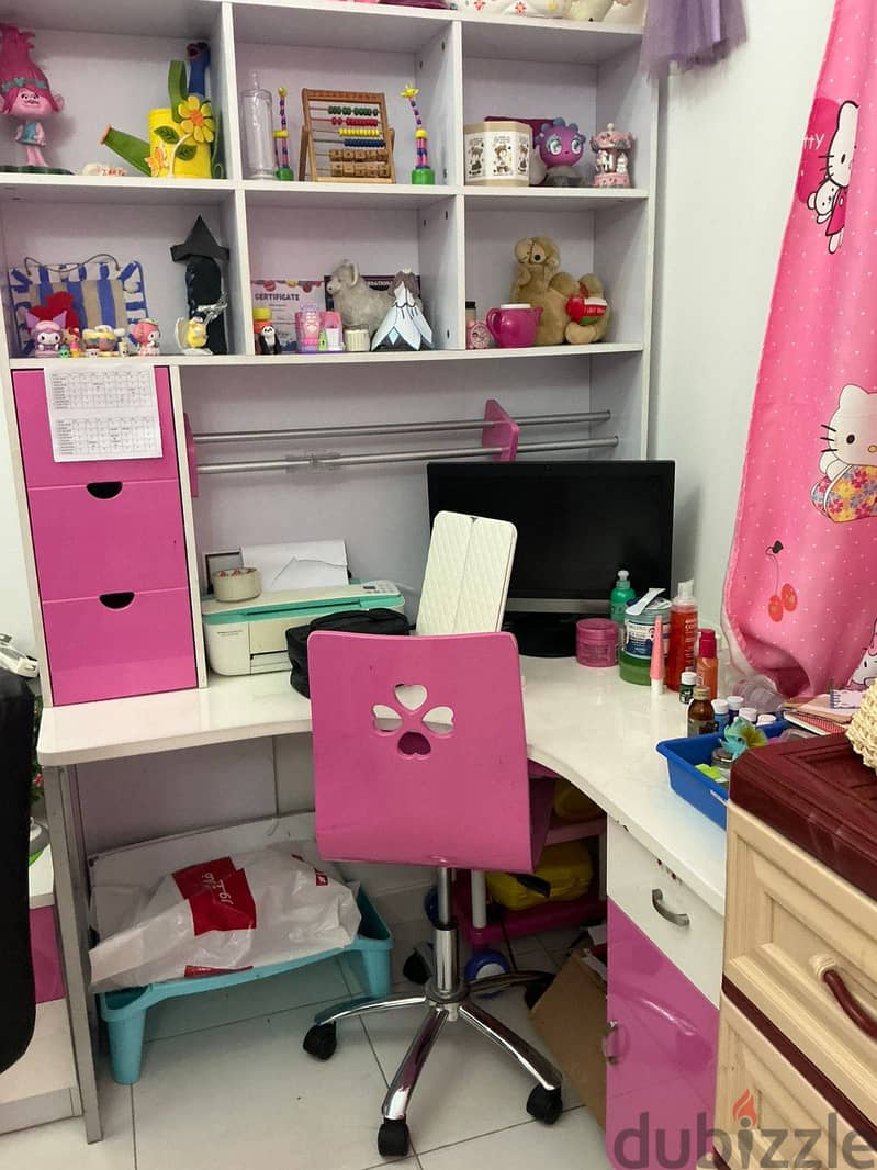 Bed nd study table for sale urgent sell 1