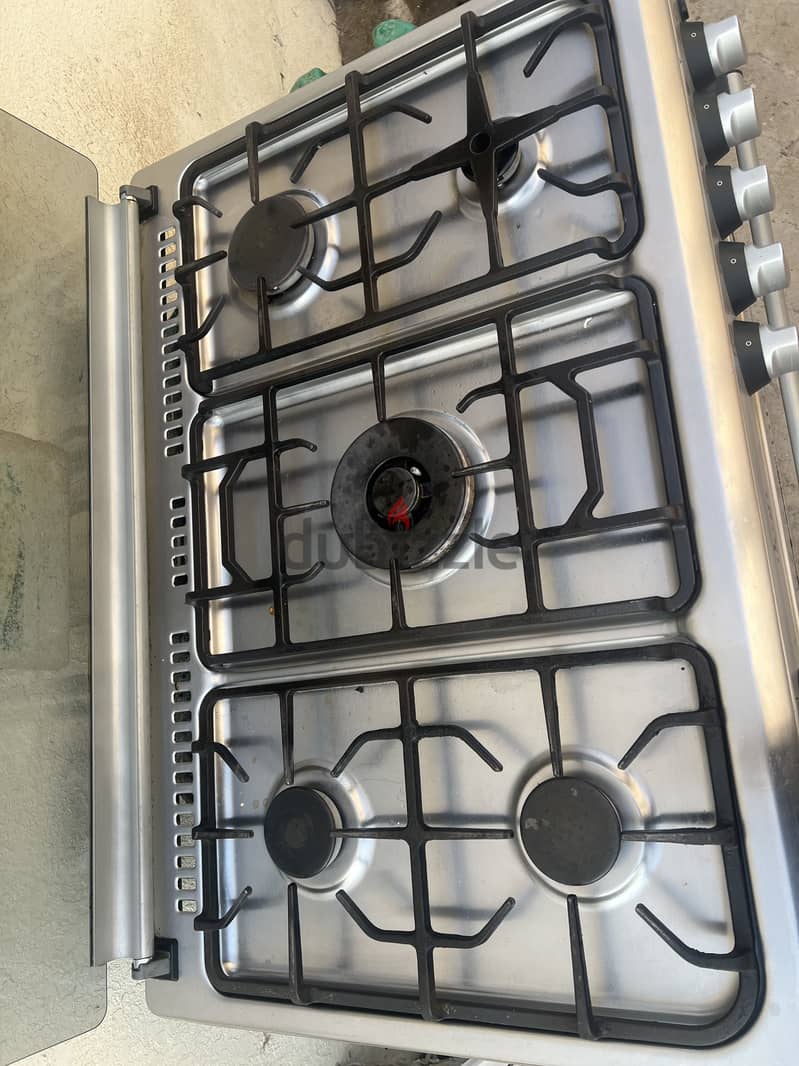 Cooking stove with oven 2