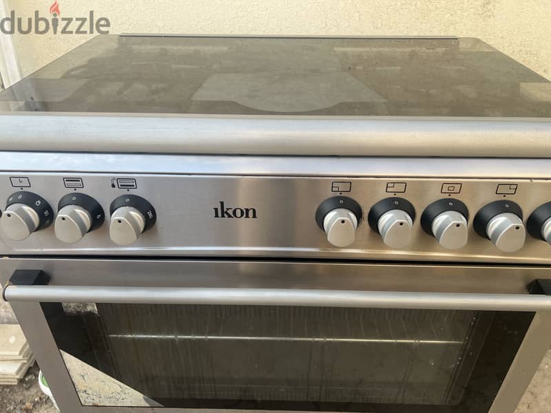 Cooking stove with oven 5