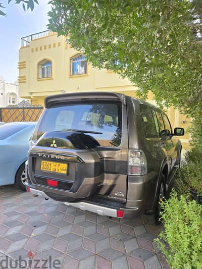 Mitsubishi Pajero Full Automatic,Family Use,Good Condition.
