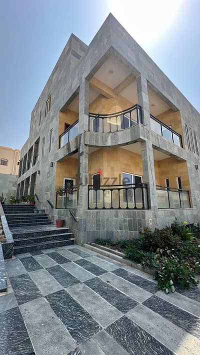 ,فيلا ملكية للبيع في منطقة الانصب، Luxurious Villa in Alansab Area