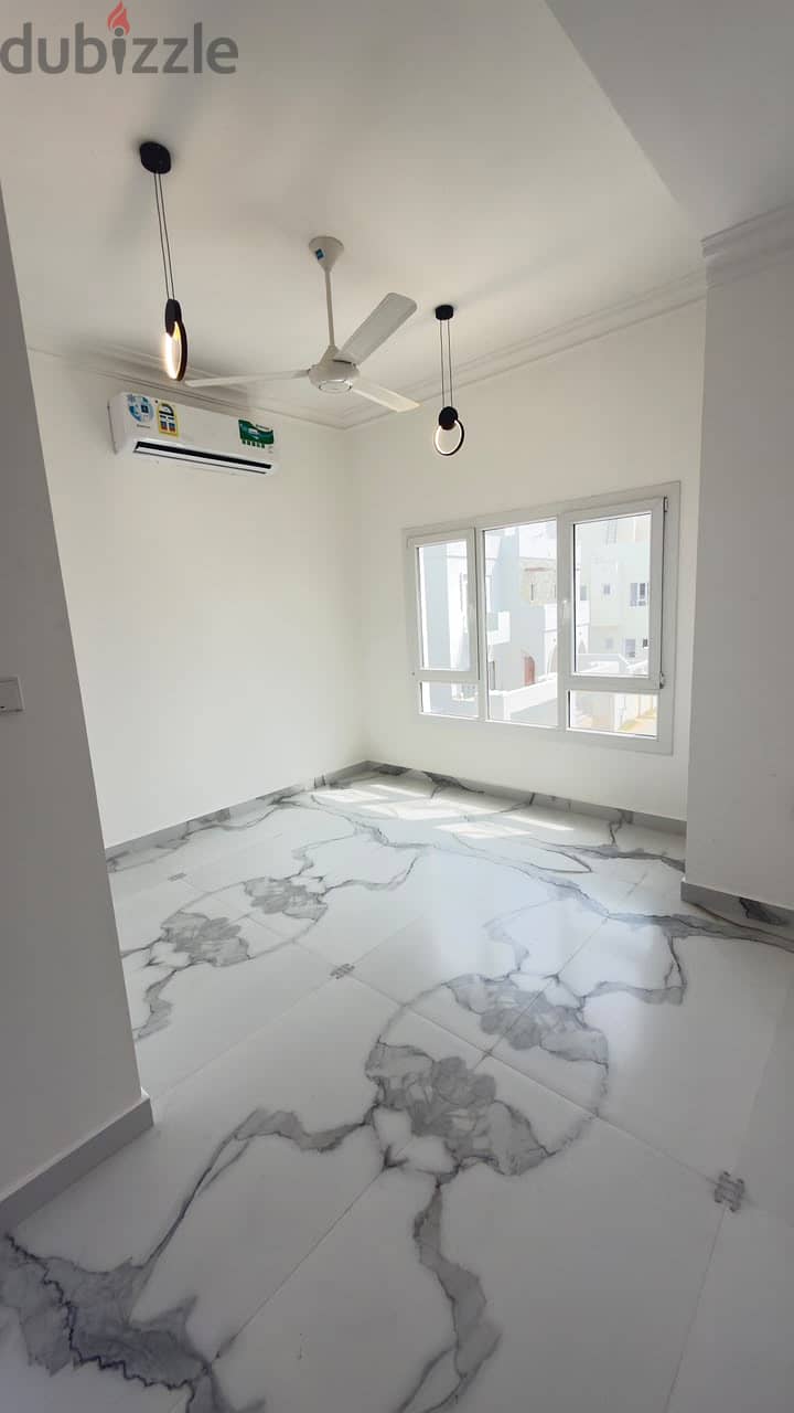 villa for rent in al hail north / فيلا للايجار في الحيل الشمالية 6