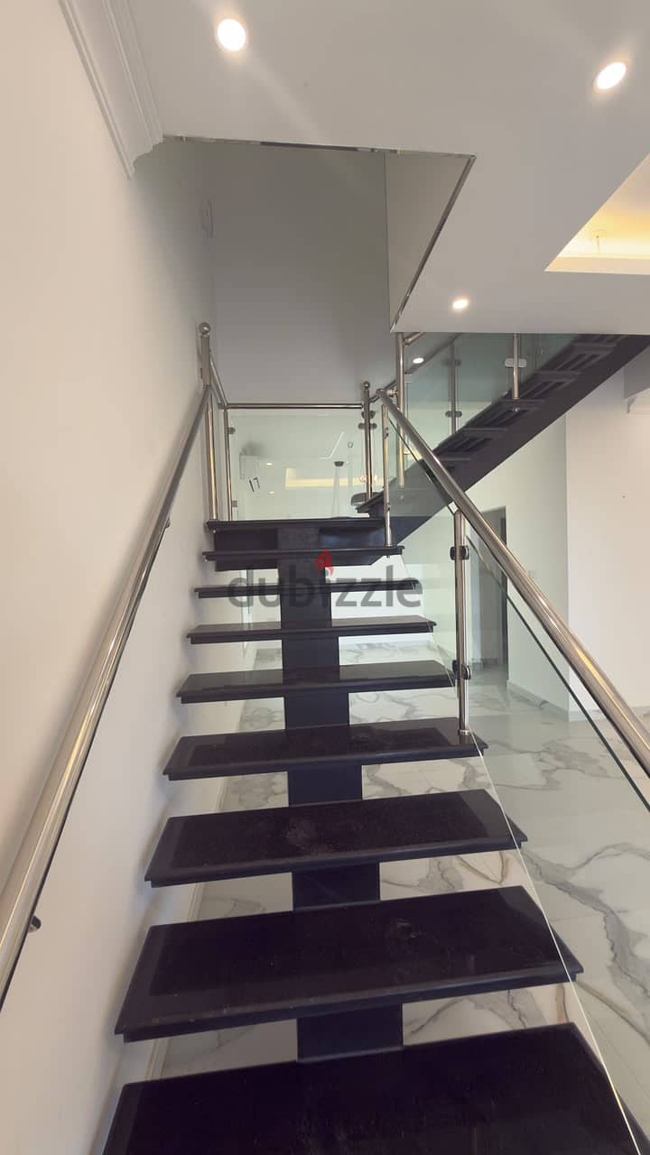 villa for rent in al hail north / فيلا للايجار في الحيل الشمالية 8
