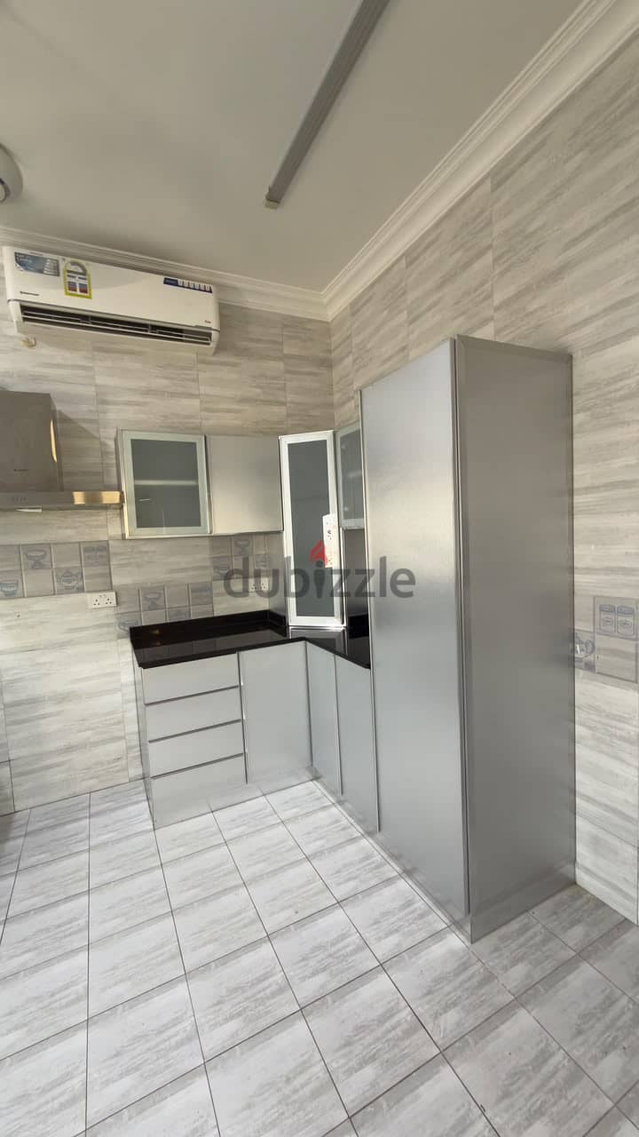 villa for rent in al hail north / فيلا للايجار في الحيل الشمالية 15