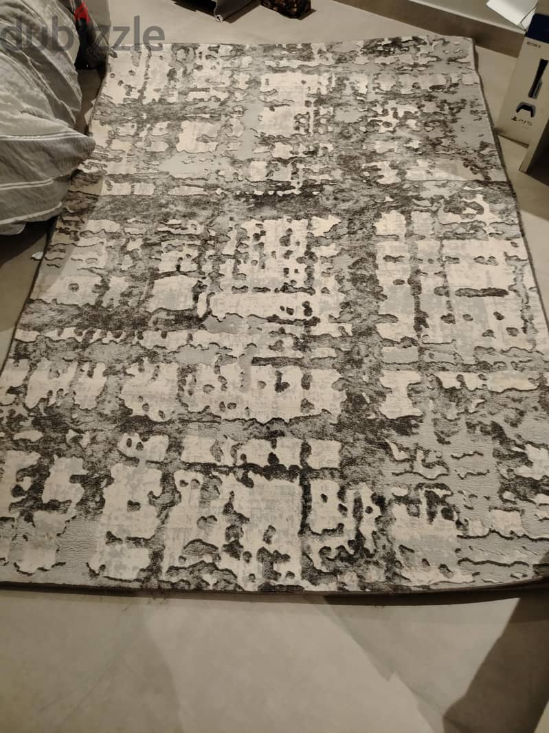 2 carpets - abstract grey - 1 price 1