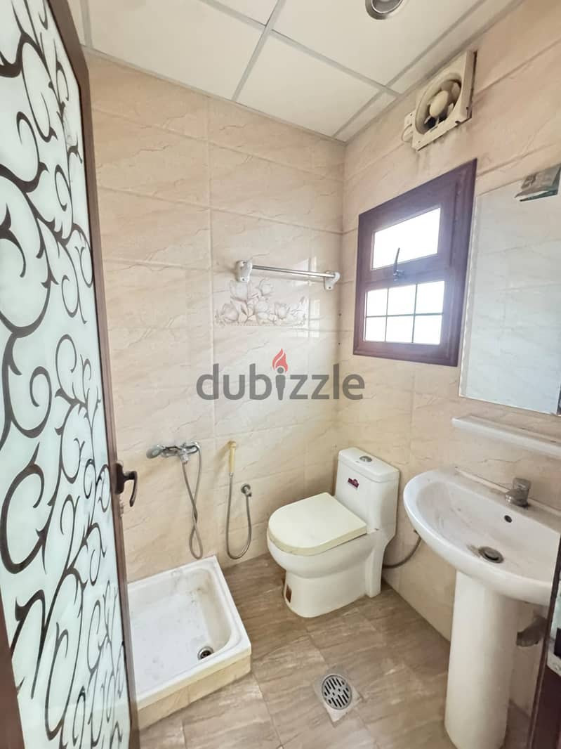 شقة للايجار في الخوض/Apartment for rent in alkhoudh 7