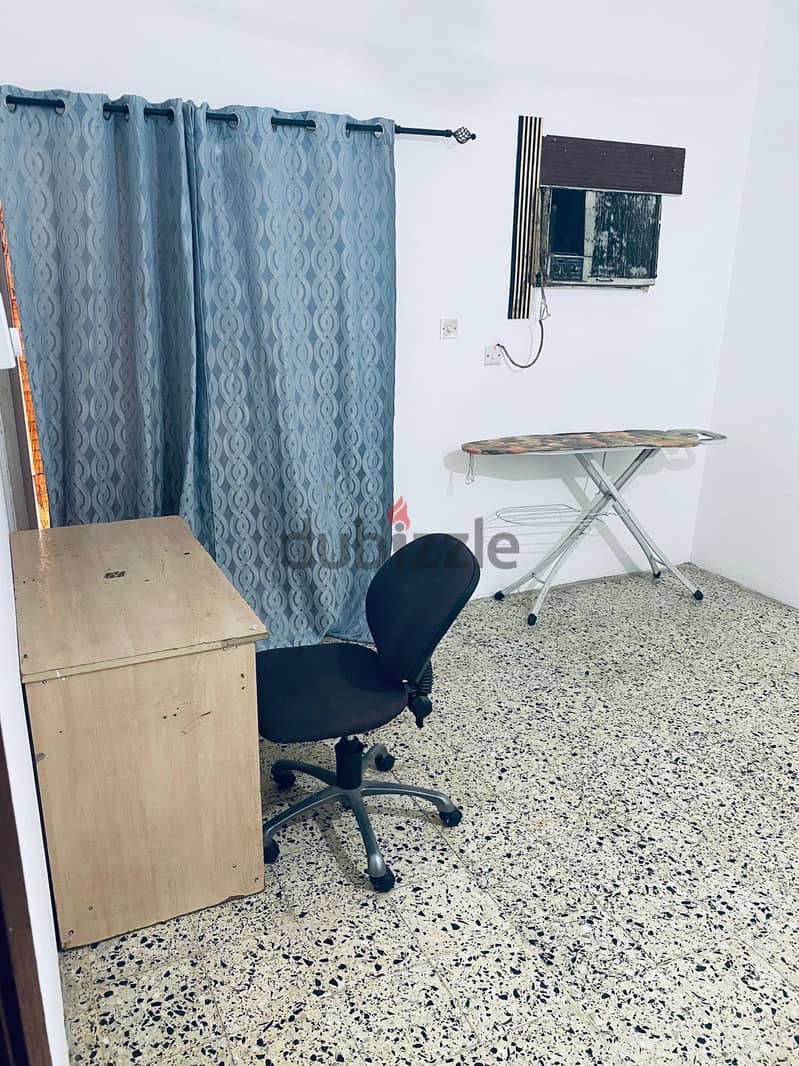 Room for rent 75 riyal 1