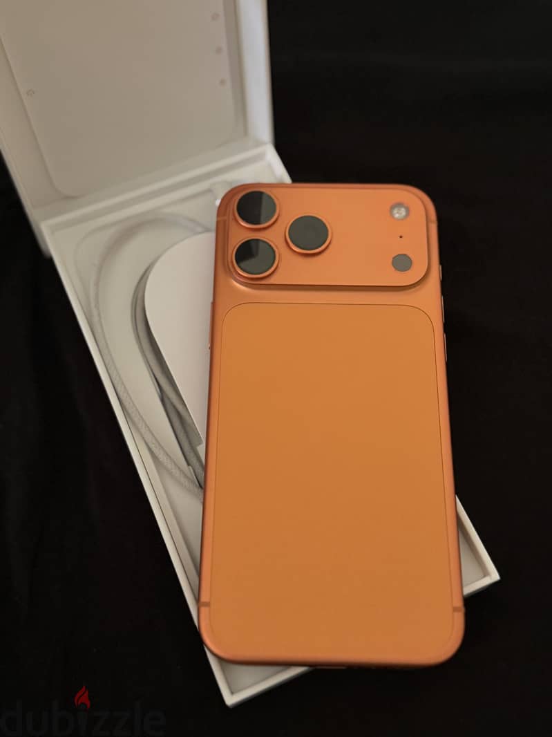 Apple - iPhone 17 Pro Max 2
