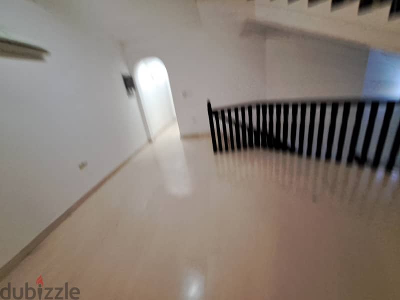 Modern Villa in South Ghubrah Near Sport complex and Royal Hospital 13