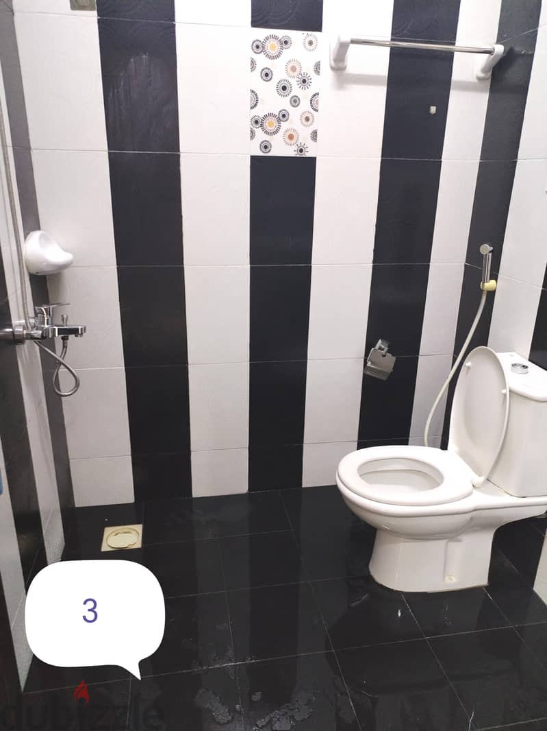 al mawaleh south studio small for rent 4