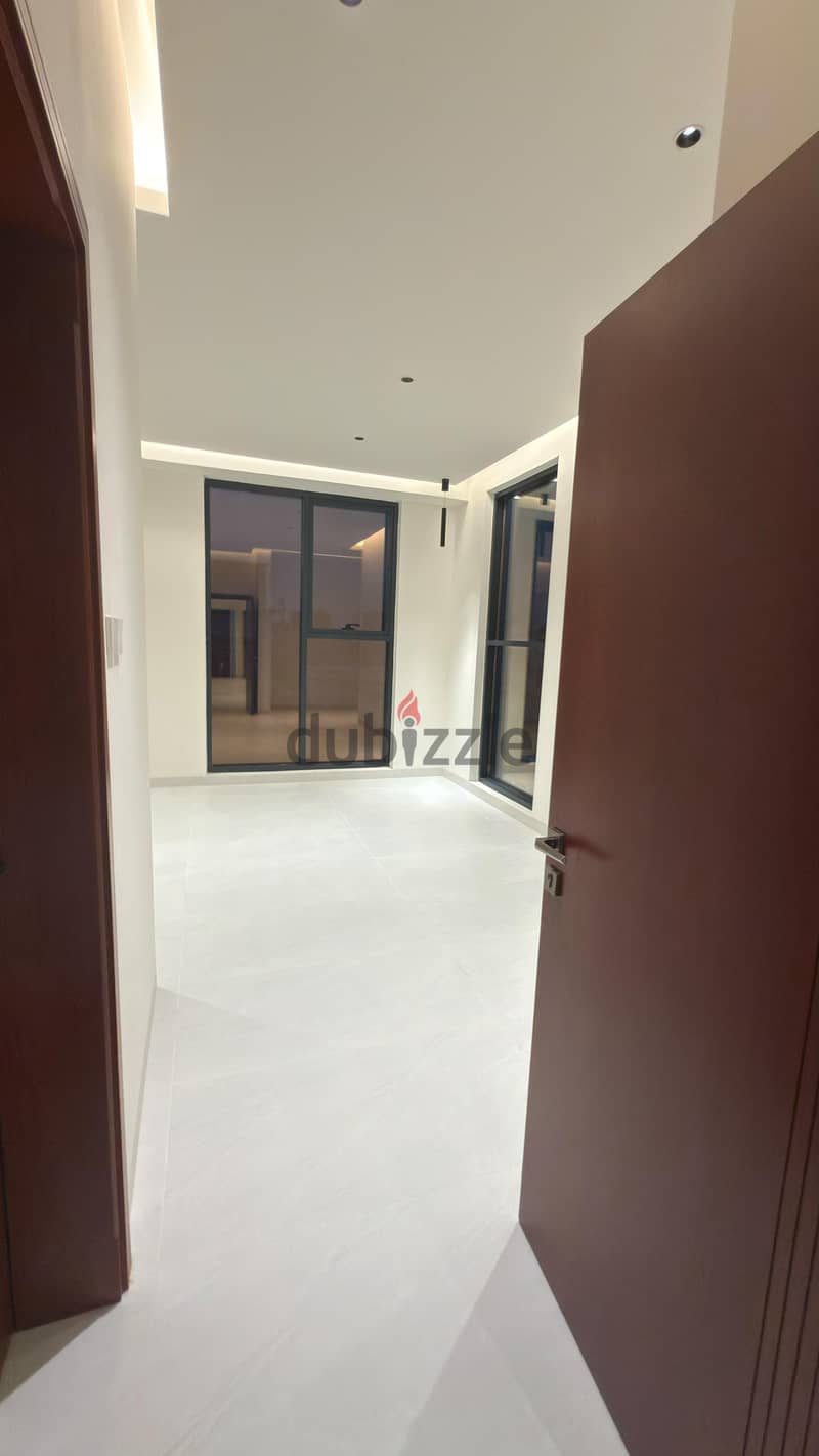 villa for rent in al mawaleh South /فيلا للايجار في الموالح الجنوبية 4