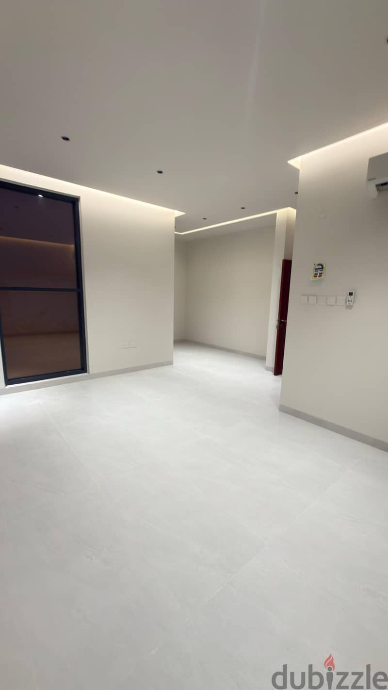 villa for rent in al mawaleh South /فيلا للايجار في الموالح الجنوبية 7
