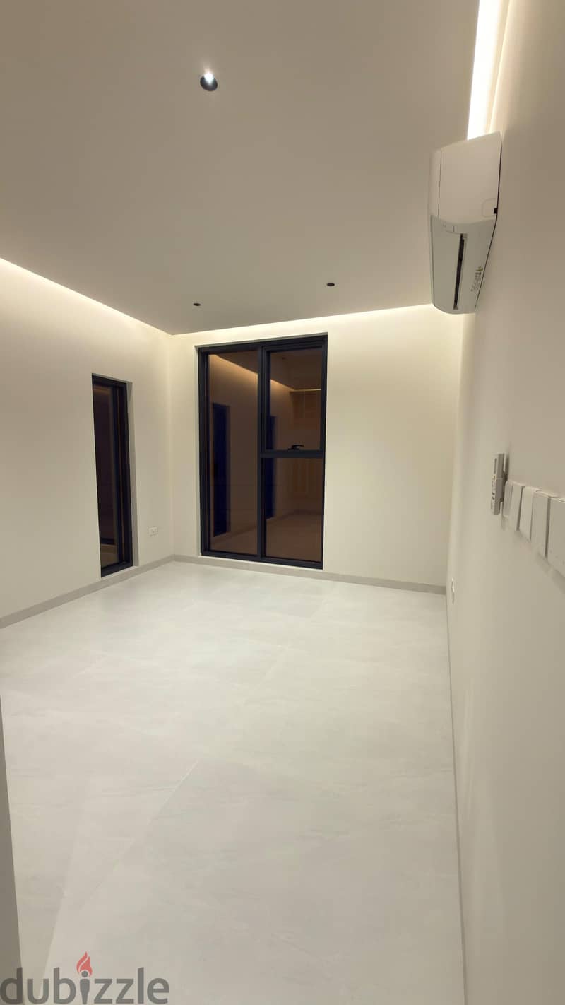 villa for rent in al mawaleh South /فيلا للايجار في الموالح الجنوبية 8