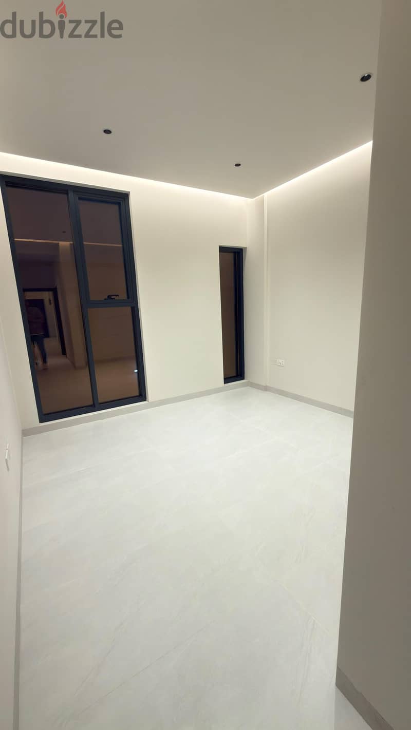 villa for rent in al mawaleh South /فيلا للايجار في الموالح الجنوبية 10