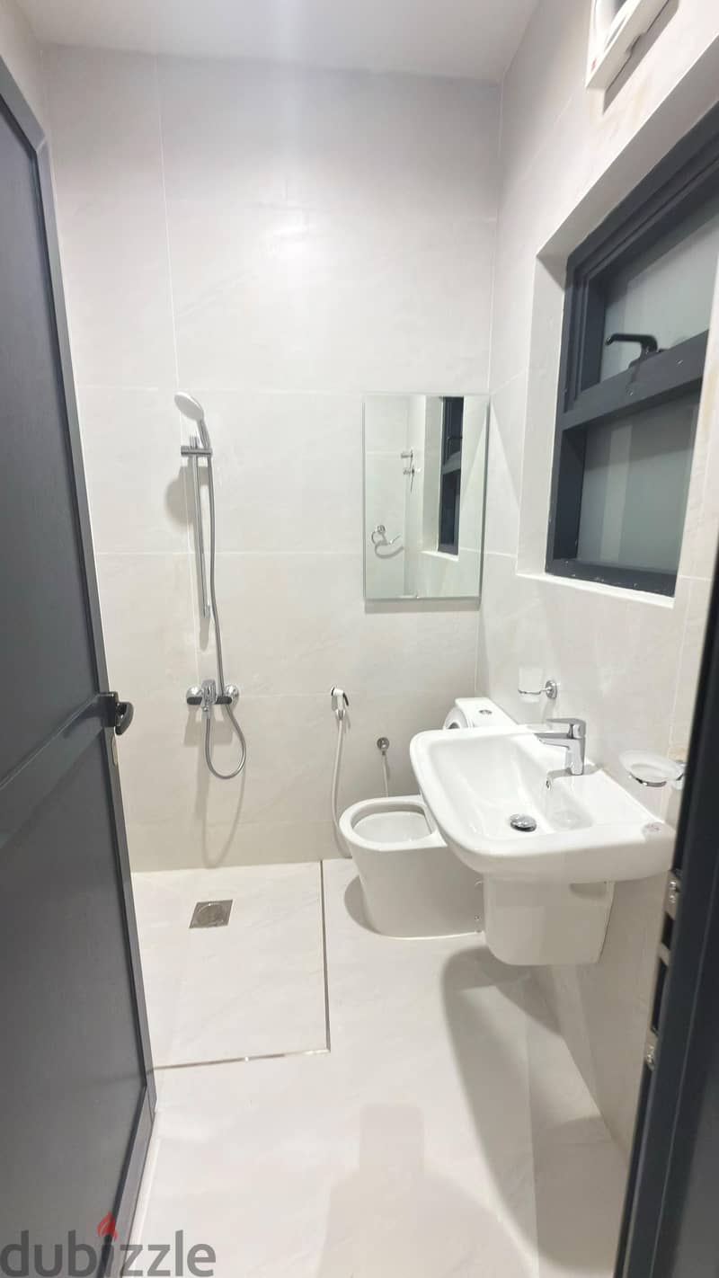 villa for rent in al mawaleh South /فيلا للايجار في الموالح الجنوبية 18