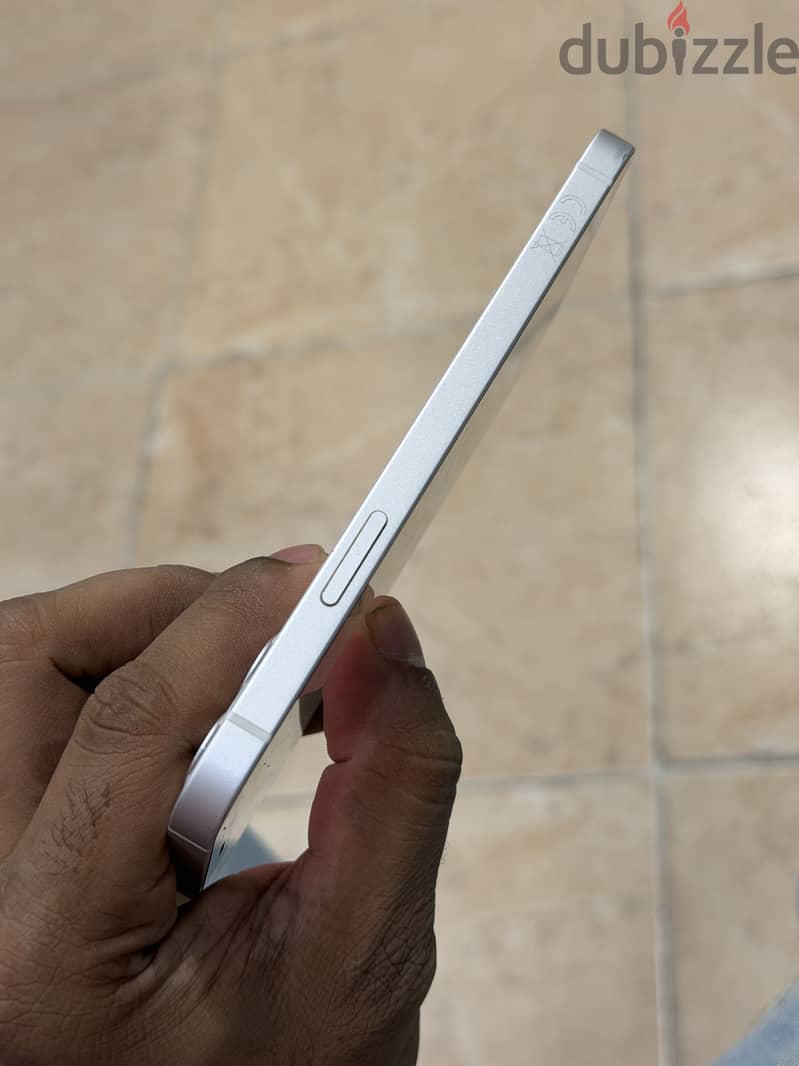 Apple - iPhone 12 5