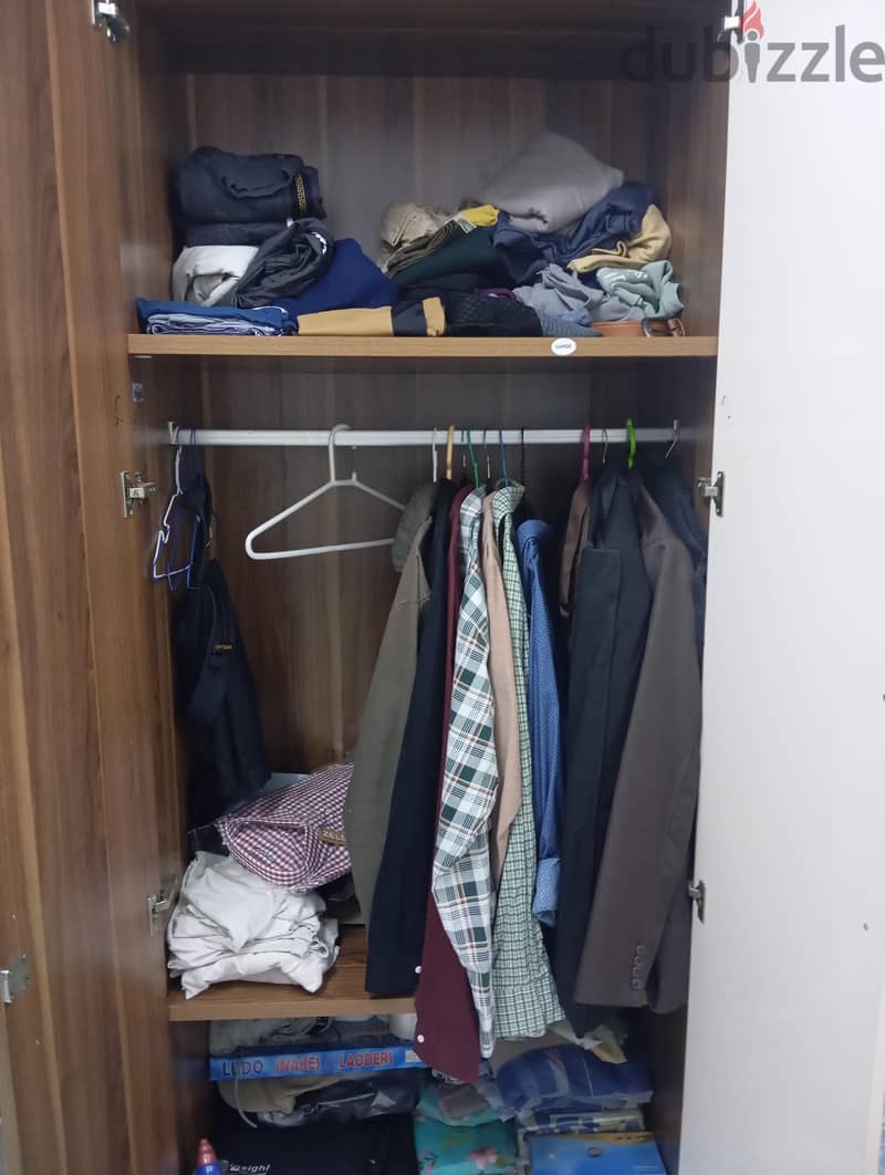 Bedroom set, fridge, Washing machine, LED tv 3