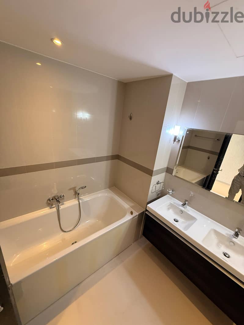 Luxury Apartment for Rent in Al Mouj – Al Marsa Building 10