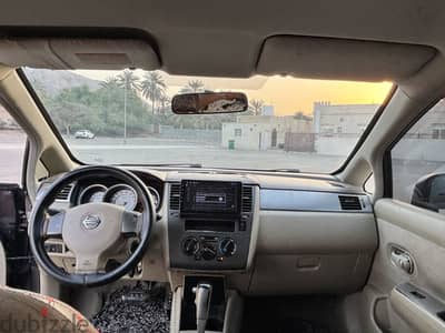 Nissan Tiida 2009