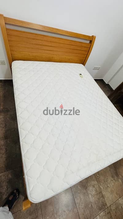 Queen size bed