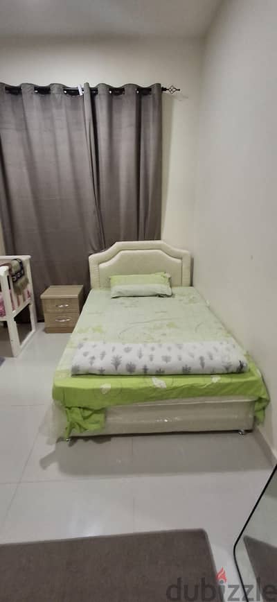 kids room  مع سرير  رضيع غرفه اطفال