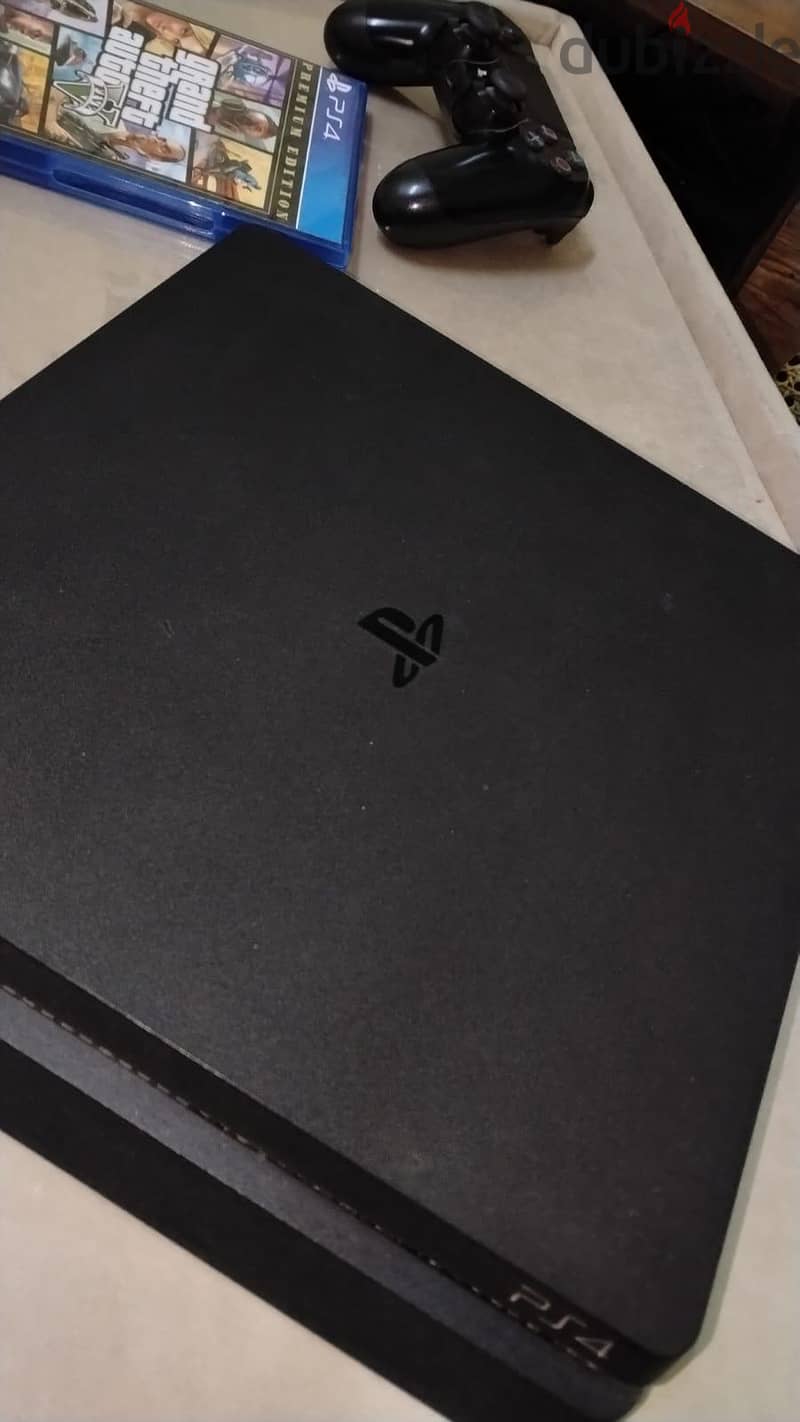 PlayStation 4 pro 500GB 4