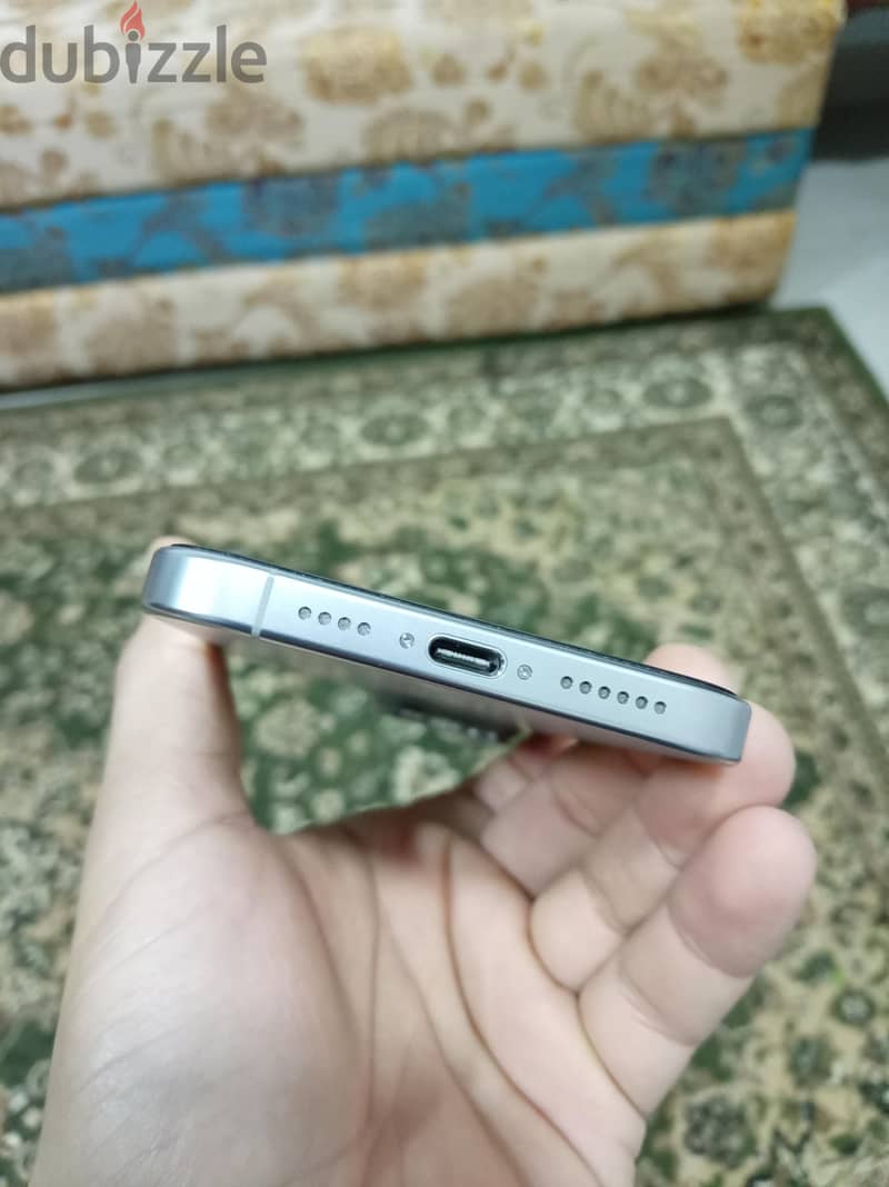 Apple - iPhone 16 Pro Max 3