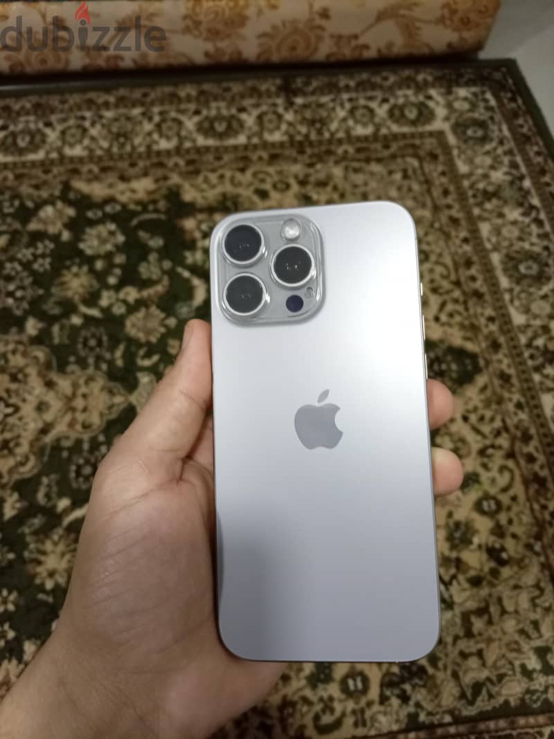 Apple - iPhone 16 Pro Max 5