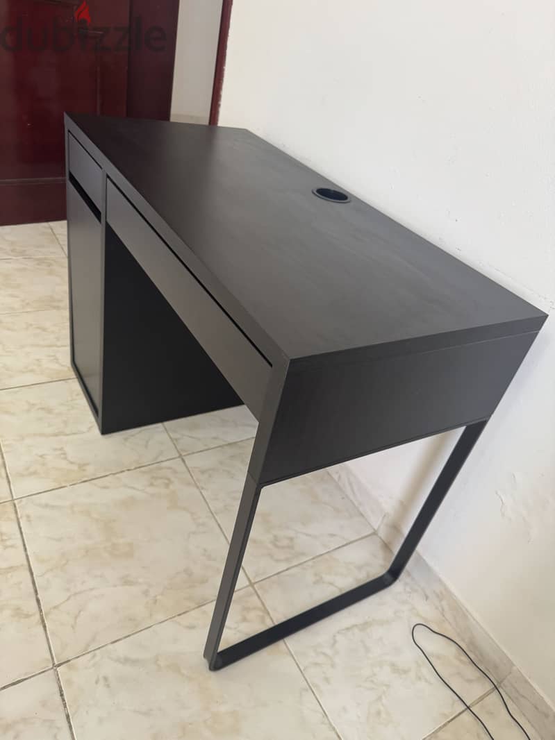 Like New computer table with chair for sale 2
