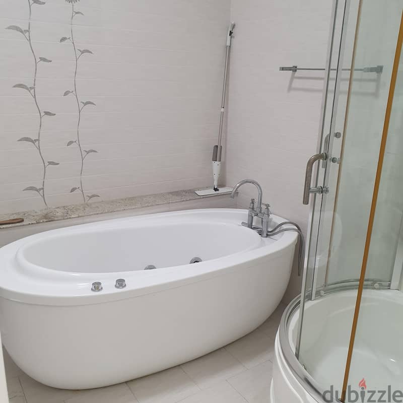 furnished rooms attach washroom,balcony, sharing kitchen all facility 9