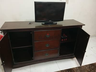 32 inch TV with TV wardrobe