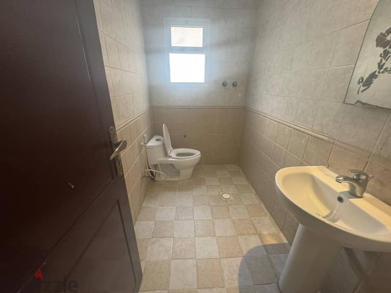 ‎ Golden opportunity to rent Apartment 1 BHK located in prime, quiet and elegant location in Al Ghub 17